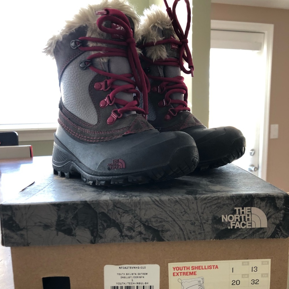 The North Face Girls Snow Boots - Size 1